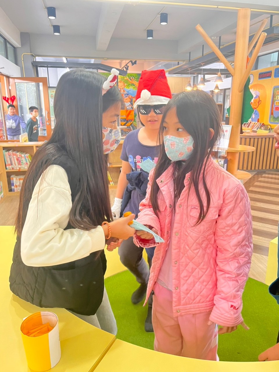 LINE_ALBUM_聖誕闖關_241225_33.jpg